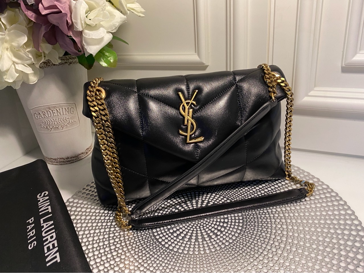 [이미주 착용] 생로랑 루루푸퍼 스몰백(블랙금장)