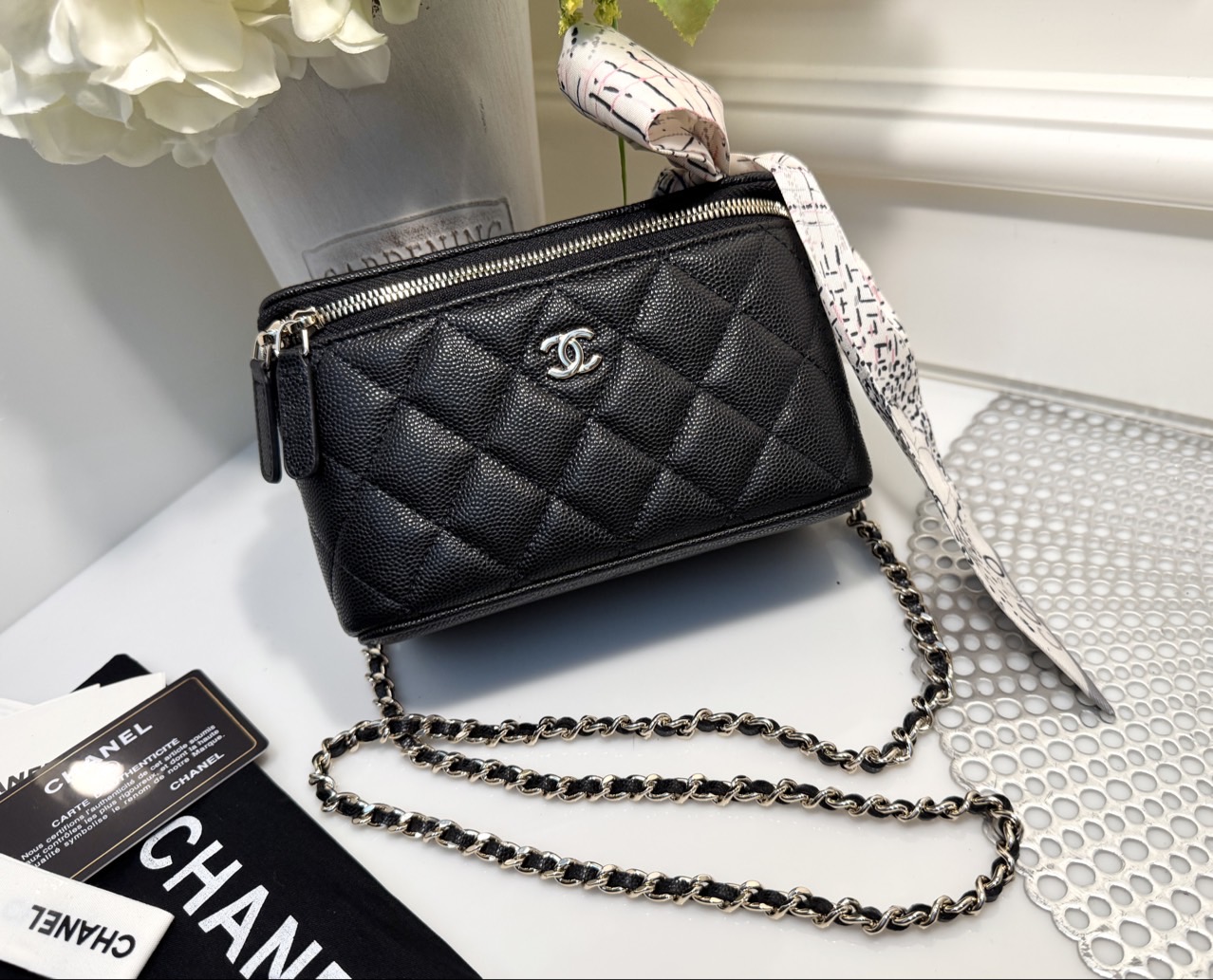 [츄 착용] 샤넬 베니티 코스메틱