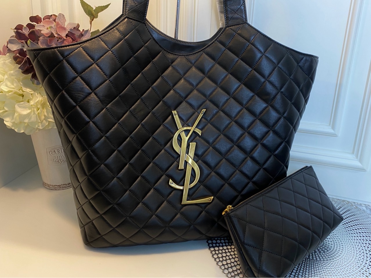 생로랑 이까레 맥시 쇼퍼백